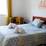 Entire Flat 70sq M At Just 400m Distance Apartamento Luz