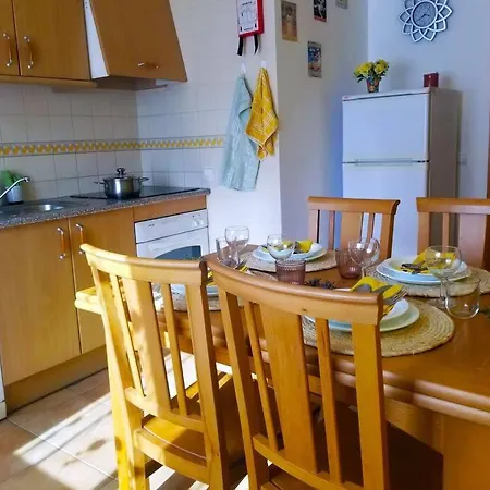 Entire Flat 70sq M At Just 400m Distance Lägenhet Luz