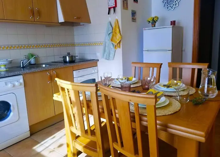 Entire Flat 70sq M At Just 400m Distance Lägenhet Luz