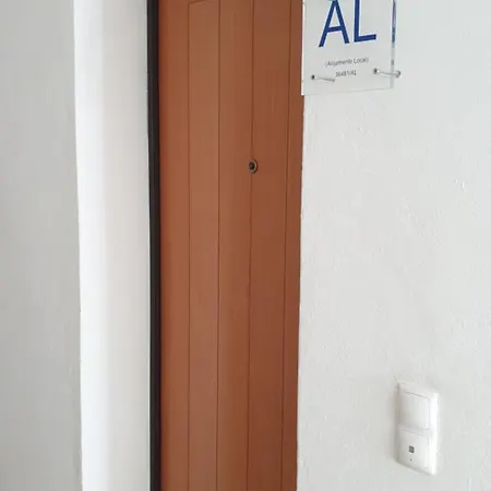 Апартаменты Entire Flat 70sq M At Just 400m Distance Praia Da Luz